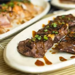 Spiedini di carne alla griglia