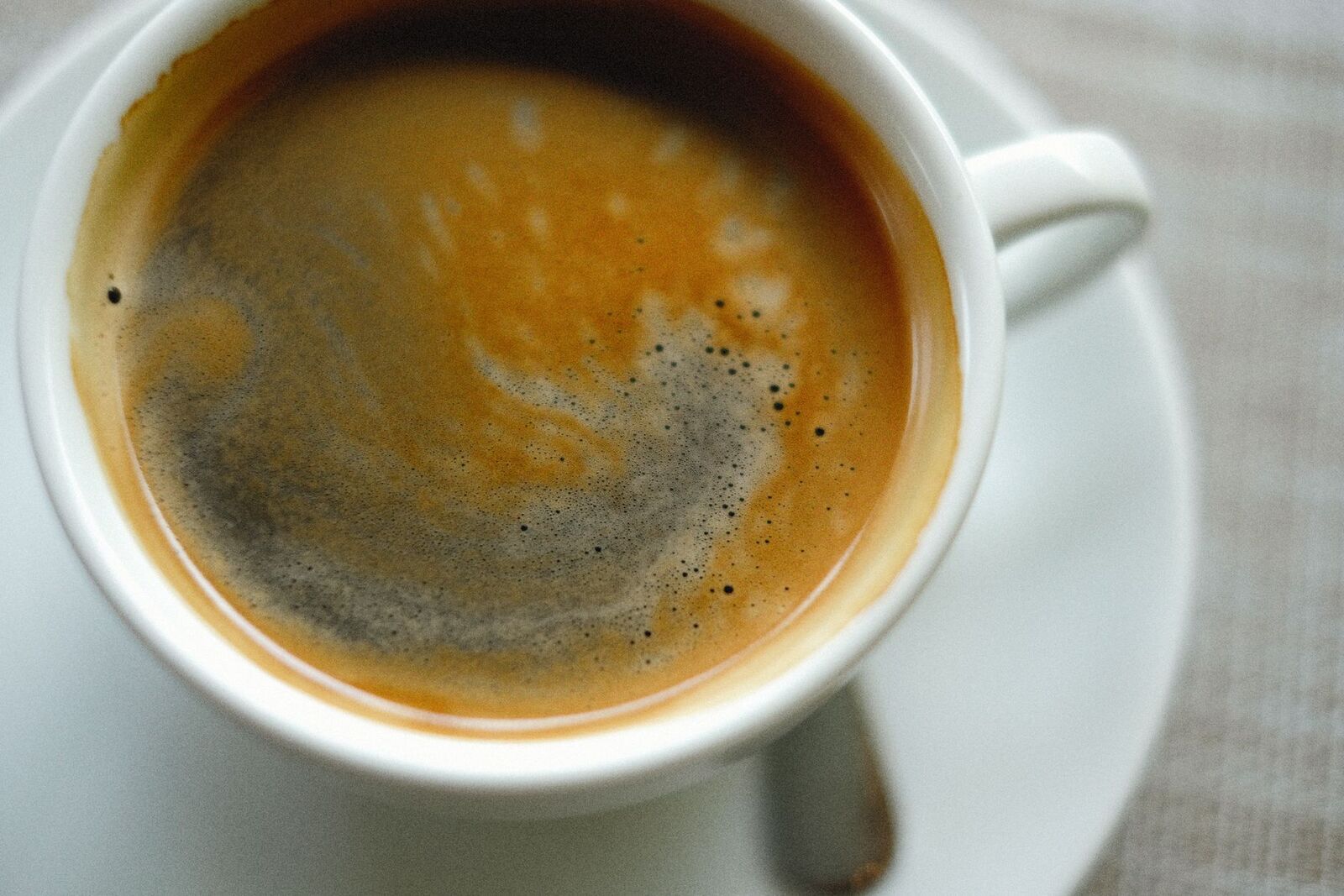 Caffè espresso fumante