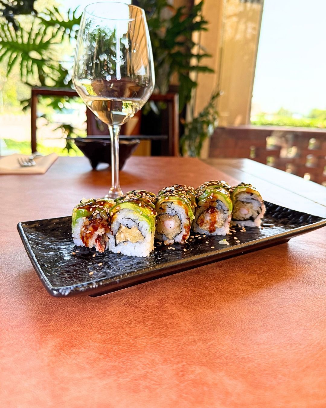 Uramaki green con gambero fritto
